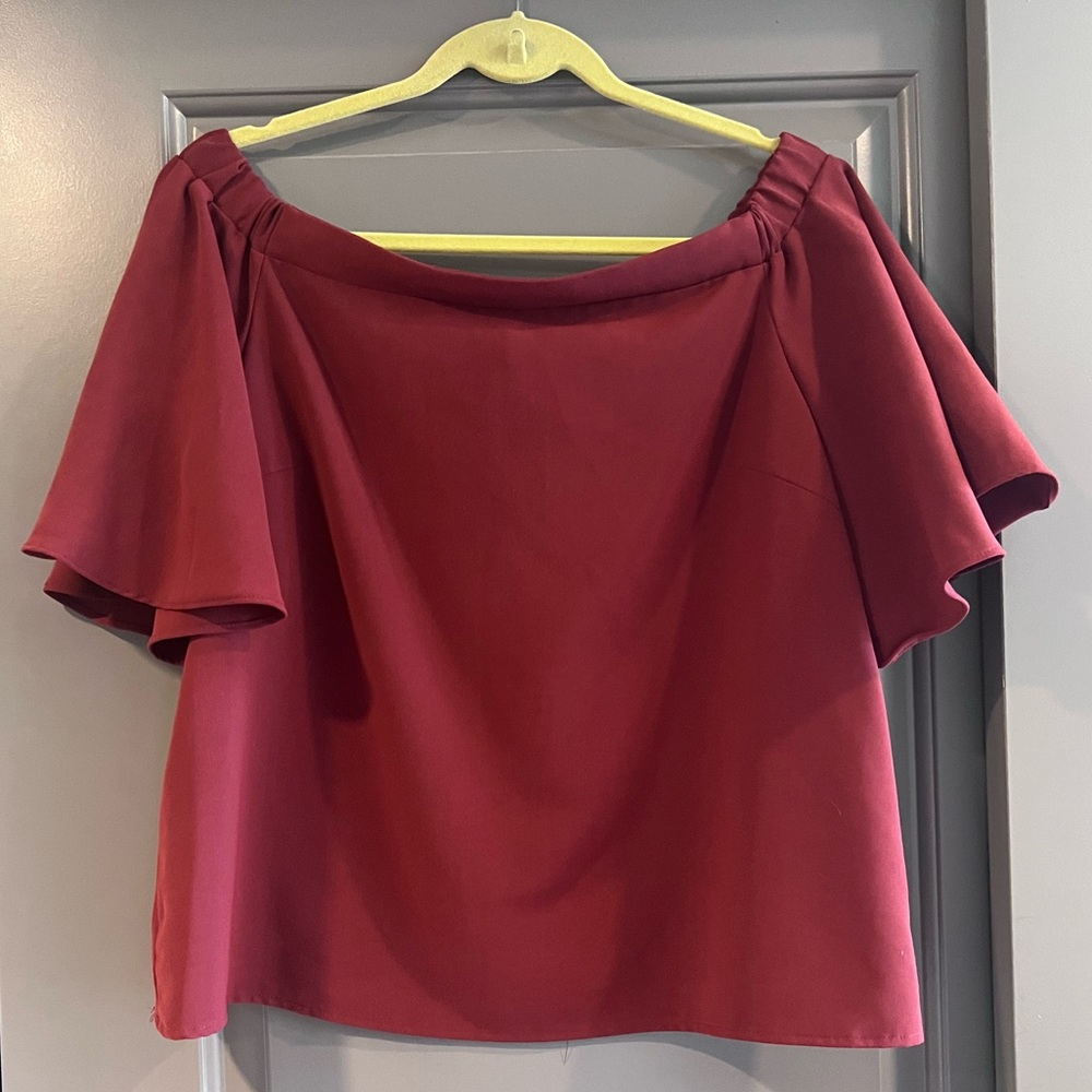Off the shoulder fluttery sleeve top